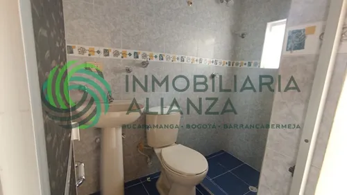 Apartamento En Arriendo En Ciudad Valencia. Cod A16570
