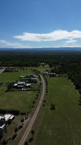 Casa En Venta Country Los Milagros ,santa Rosa De Calamuchita , Cordoba.
