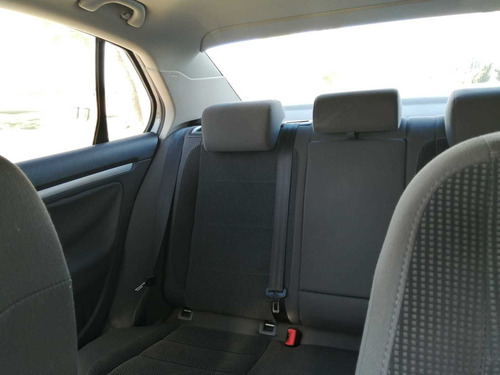 Imagen 6 de 15 de Volkswagen Vento 2.5 Advance 170cv 2009