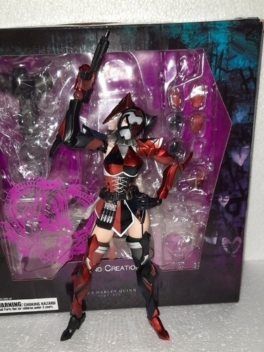 Play Arts Kai Harley Quinn Variante Tetsuya Nomura (Usado)