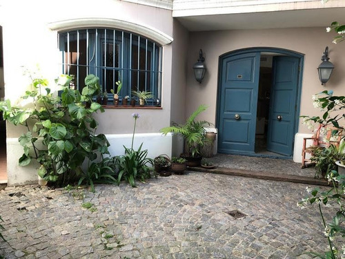 Casa - Beccar-vias/libert.
