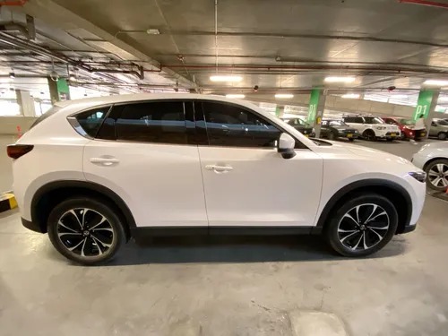 Mazda CX-5 2.5 Grand Touring LX 4