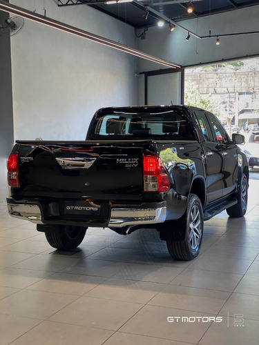 Toyota Hilux 2.7 Srv Cab. Dupla 4x2 Flex Aut. 4p