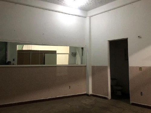 Imagen 1 de 12 de Local En Planta Baja 3*4