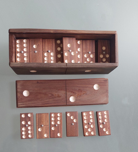 Juego De Domino De Madera Artesanal