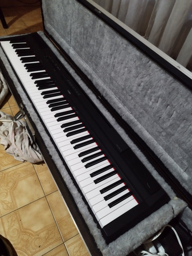Piano Electrico Yamaha P115 Sin Uso Con Estuche Rigido. 