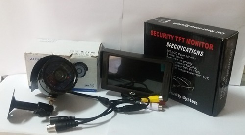 Monitor, Pantalla Con Cámara De Seguridad