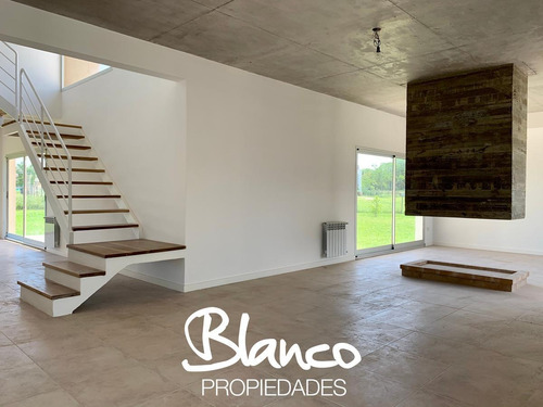 Imagen 3 de 17 de A Estrenar! Muy Linda Casa De Estilo Moderno Dentro Del Barrio Cerrado San Matías