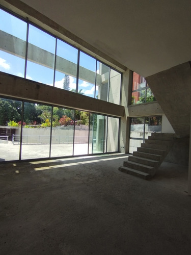 Marbella Mendoza Vende Loft En Venta | Urb. Chulavista, Caracas.