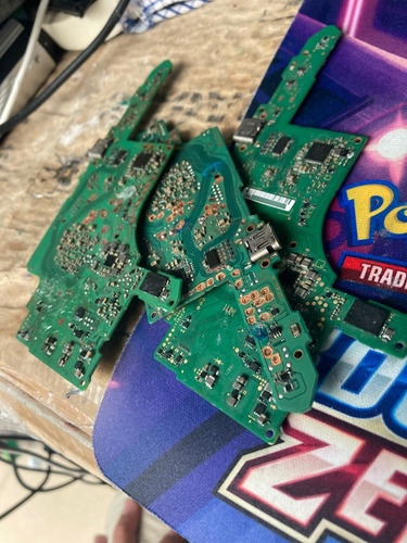 Nintendo Switch 3 Tarjetas Logicas Para Piezas Azul (Usado)