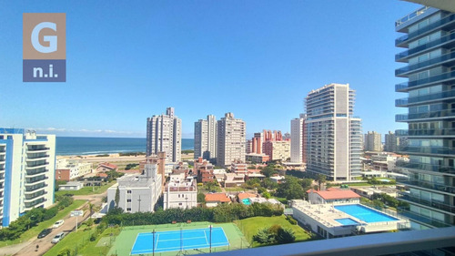 Apartamento En Punta Del Este (playa Brava)