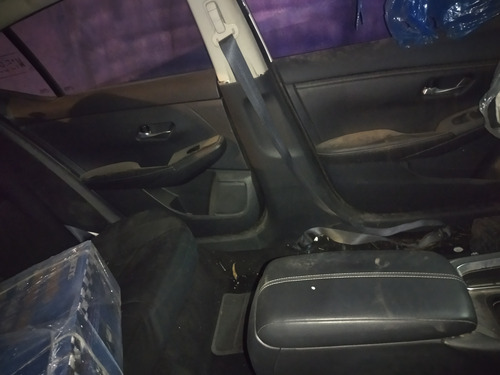 Nissan Sentra 2.0 Advance Cvt