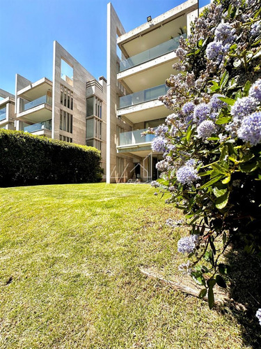 Duplex En Venta De 5 Dorm. Valle Escondido Lo Barnechea