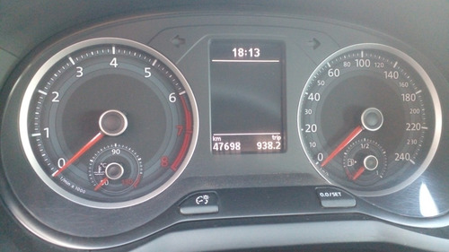 Imagen 8 de 15 de Volkswagen Gol Trend 1.6 Trendline 101cv 2017