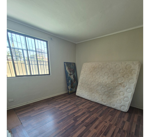 Se Vende Amplia Casa En La Florida/metro Macul