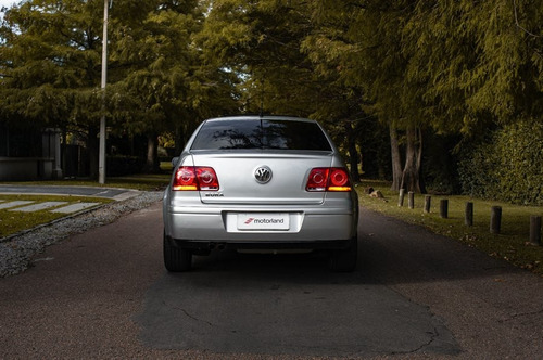 Volkswagen Bora Trendline - Motorland Permuto / Financio