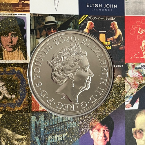 Moeda 2020 O Melhor De Elton John Lacrada - Encarte E Poster