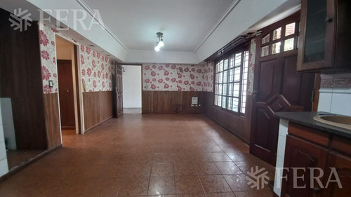 Imagen 7 de 30 de Venta Casa 5 Ambientes Con Cochera, Fondo Con Piscina Y Quincho En Quilmes (30689)
