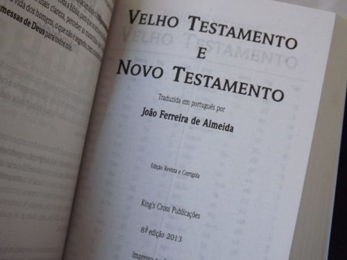 Imagem 5 de 6 de Caixa 30 Biblias Sagrada Evangelismo Doações Pequena Atacado