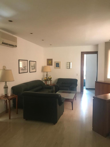 Imagen 24 de 24 de Venta De Apartamento Duplex En Los Naranjos De Las Mercedes