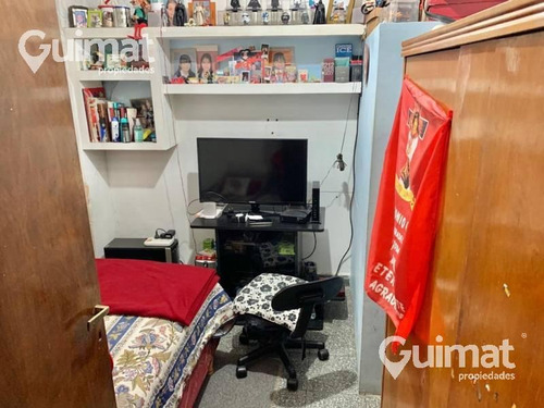 Imagen 6 de 8 de Villa Del Parque Ph 3 Amb. Con Patio Y Balcon Primer Piso Por Escalera