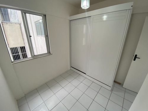Imagem 13 de 21 de Apartamento 2/4 Na Vila Laura