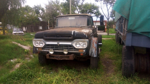 Ford 600
