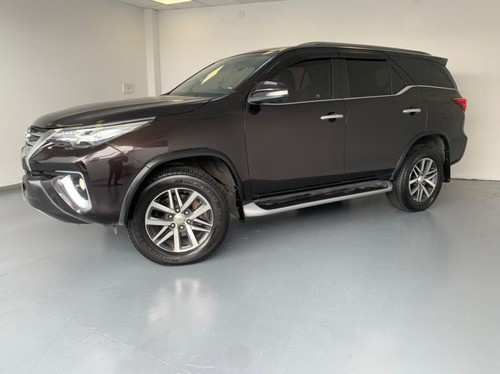 Toyota Sw4 Srx 4x4 2.8 Tdi At 7 Asientos U/m 2017 117.000 Km