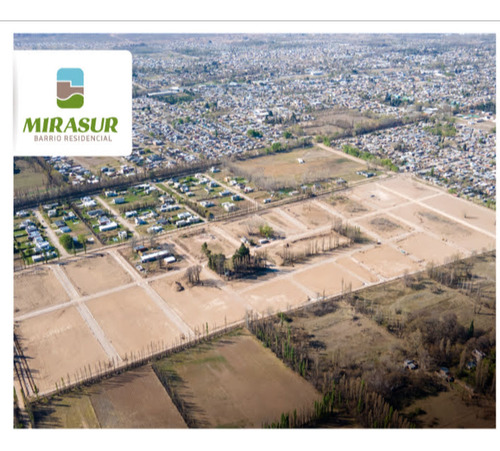Imagen 3 de 16 de Venta-terreno En Barrio Mirasur Plottier