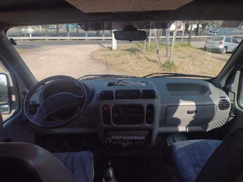 Imagen 8 de 17 de Motorhome Casa Rodante Renault Master 2005 Para 2 Personas