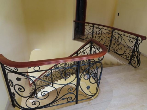 Imagen 8 de 14 de En Venta Casa En Macaracuay Mls #22-1374 R A H Pablo V