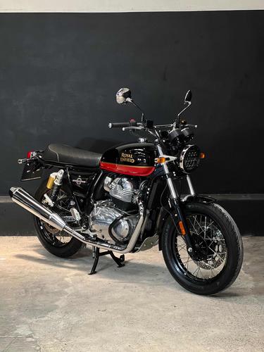 Royal Enfield Interceptor 650 Sunset Strip