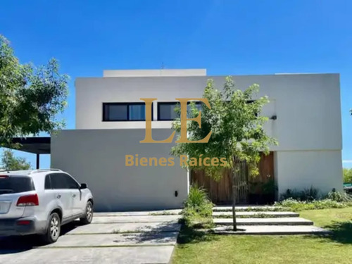 Casa En Venta El Naudir