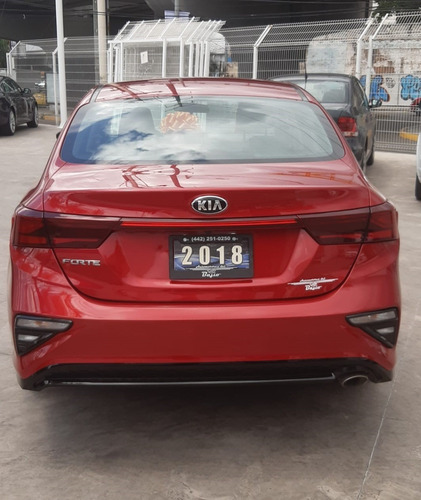 Imagen 8 de 15 de Kia Forte Lx Ta