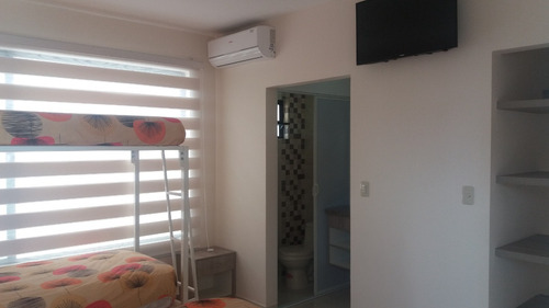Imagen 7 de 15 de Casa Privada De Alquiler En Tonsupa