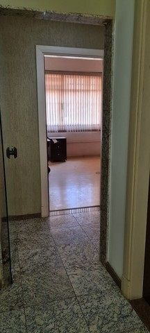 Imagem 1 de 10 de Sala Comercial Com 03 Escritórios E 01 Banheiro. - Sa0337