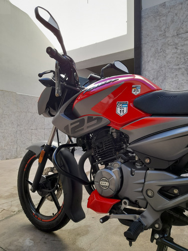 Rouser 125