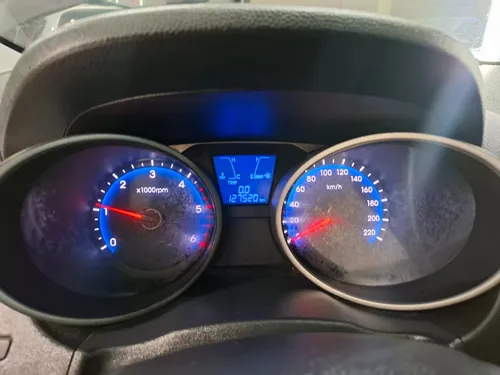 Hyundai TUCSON IX-35 2.0l Crdi 4x2