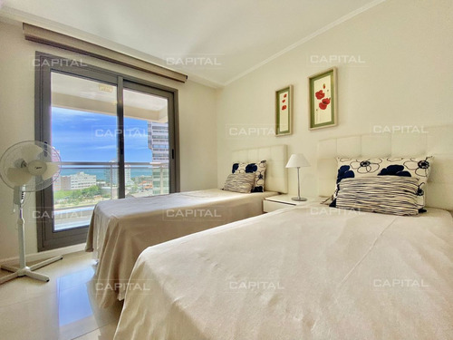Imagen 6 de 22 de Imperiale De Tres Dormitorios Mas Dependencia De Servicio En Venta - Punta Del Este Brava