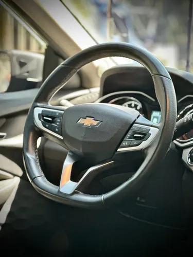 Chevrolet Onix 1.0T Premier Hatch At