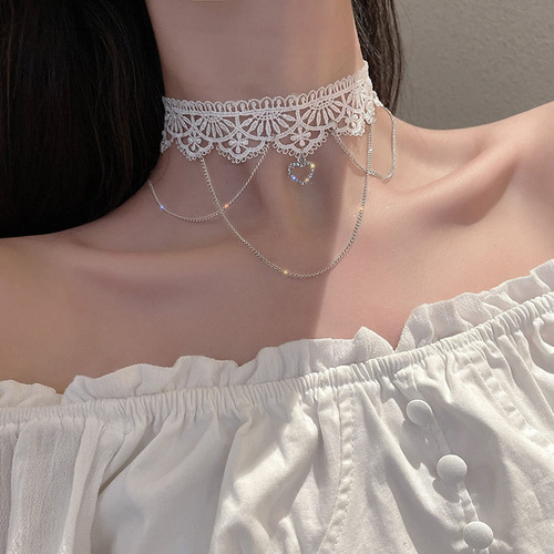 Gargantilla Gótica De Encaje Blanco Con Corazón Y Perlas