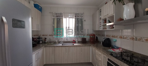 Imagem 10 de 15 de Lindo Sobrado Em Residencial Flores Do Aguassaí, Cotia. - 41
