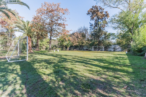 Quinta En Venta En Garin Escobar Cancha De Futbol Tenis Padel