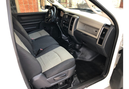 Imagen 9 de 15 de Dodge Ram 4000 2011 Diesel Cummins 5.7 Caja Seca Heavy Duty