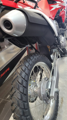 Imagen 4 de 15 de Honda Xr 250 Tornado Rojo 0km 2023 Performance Bikes