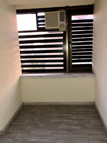 Oficina 65 M² Ubicada En El Mejor Barrio De Providencia
