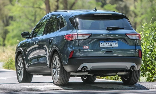 Ford Kuga Hibrida Titanium Awd (203cv) B