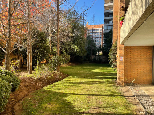 Departamento Las Condes, Excelente Ubicación Y Tranquilidad