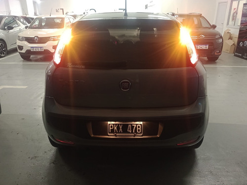 Fiat Punto 1.4 Attractive C/radio Integrada