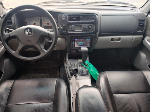 Imagem 6 de 15 de Mitsubishi Pajero Sport 2010 2.5 Hpe 4x4 Aut. 5p